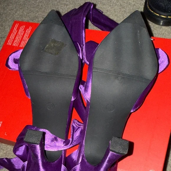 Elegant Purple Women's Heels - Picture 5 of 7